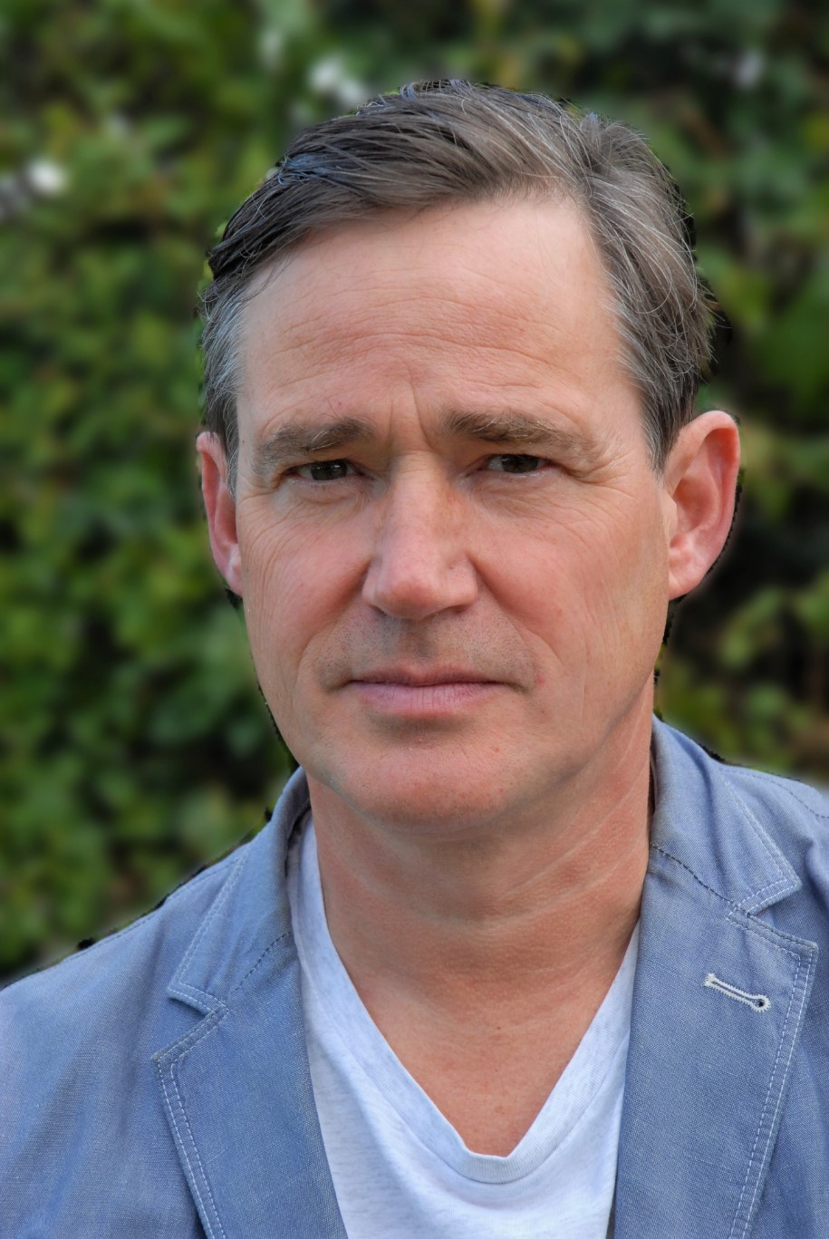 actor David Bark-Jones large photo