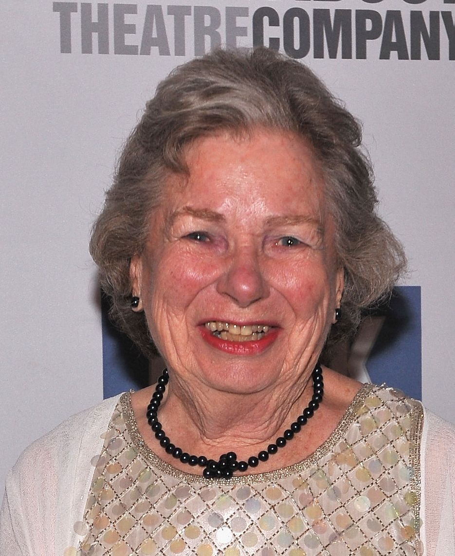 actor Angela Paton large photo actor Angela Paton large photo