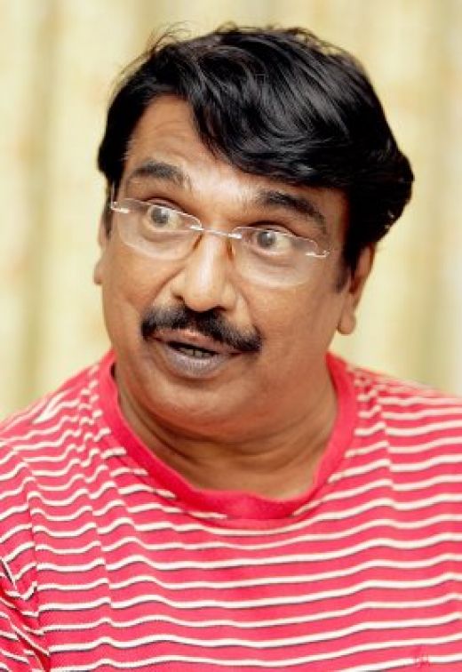 actor Cochin Hanifa large photo