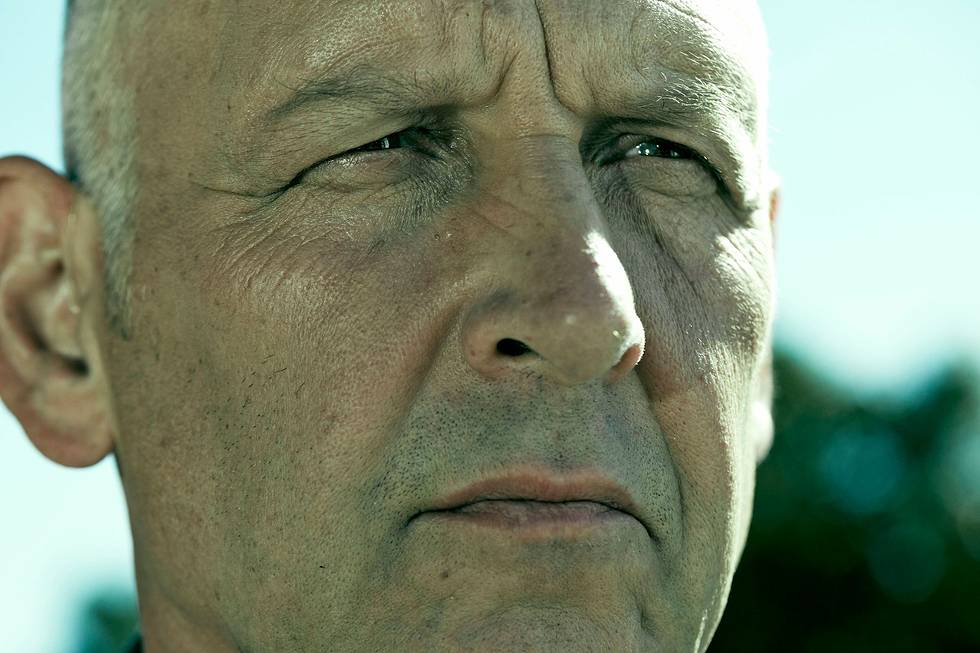actor Nick Searcy large photo