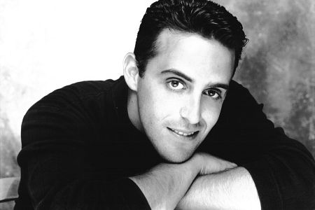 actor Joe Narciso large photo