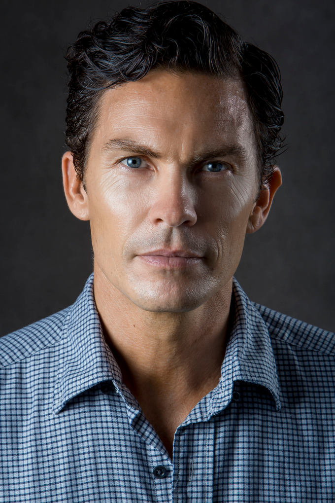 actor Tim McDonald large photo