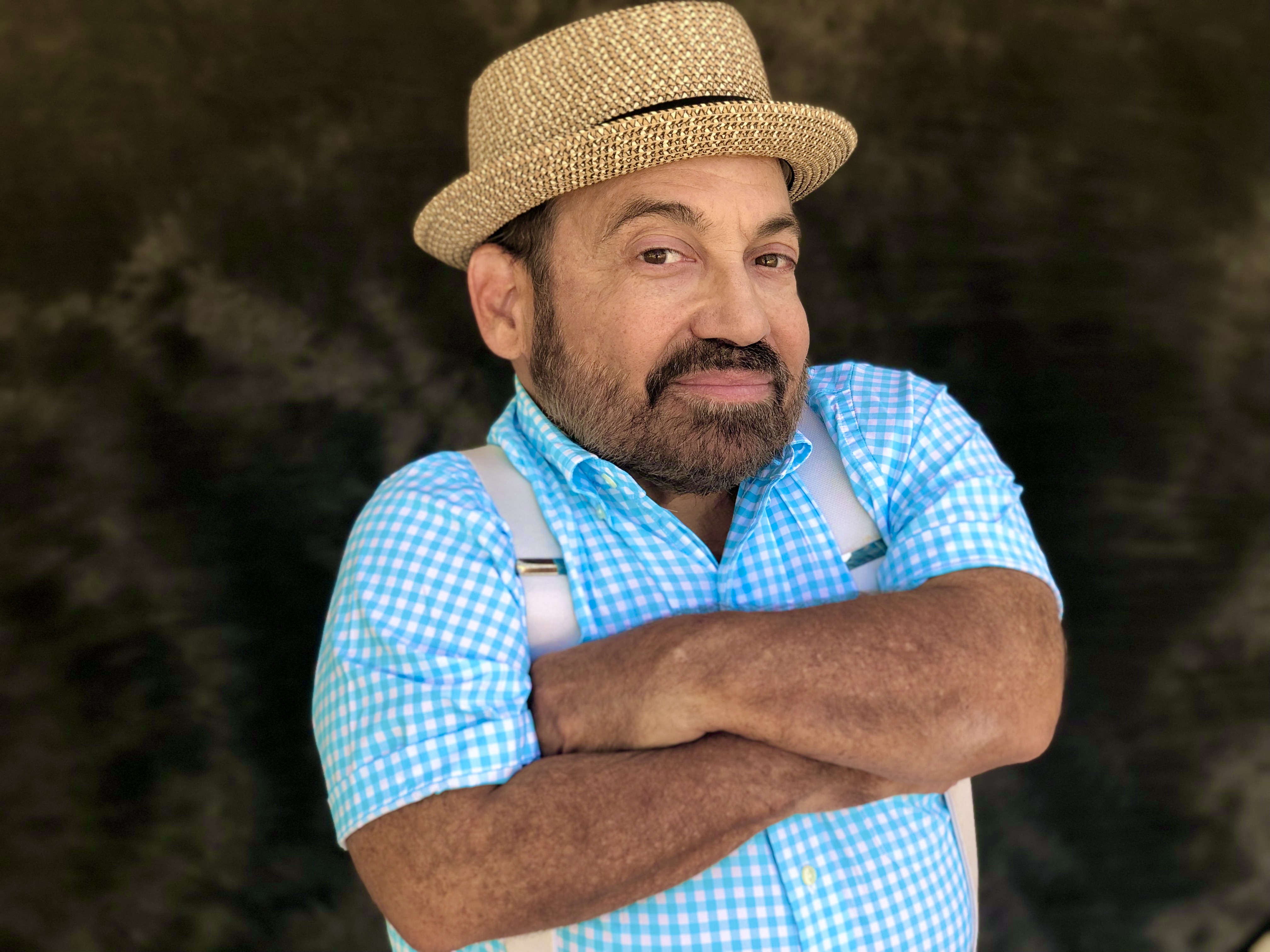 actor Danny Woodburn large photo