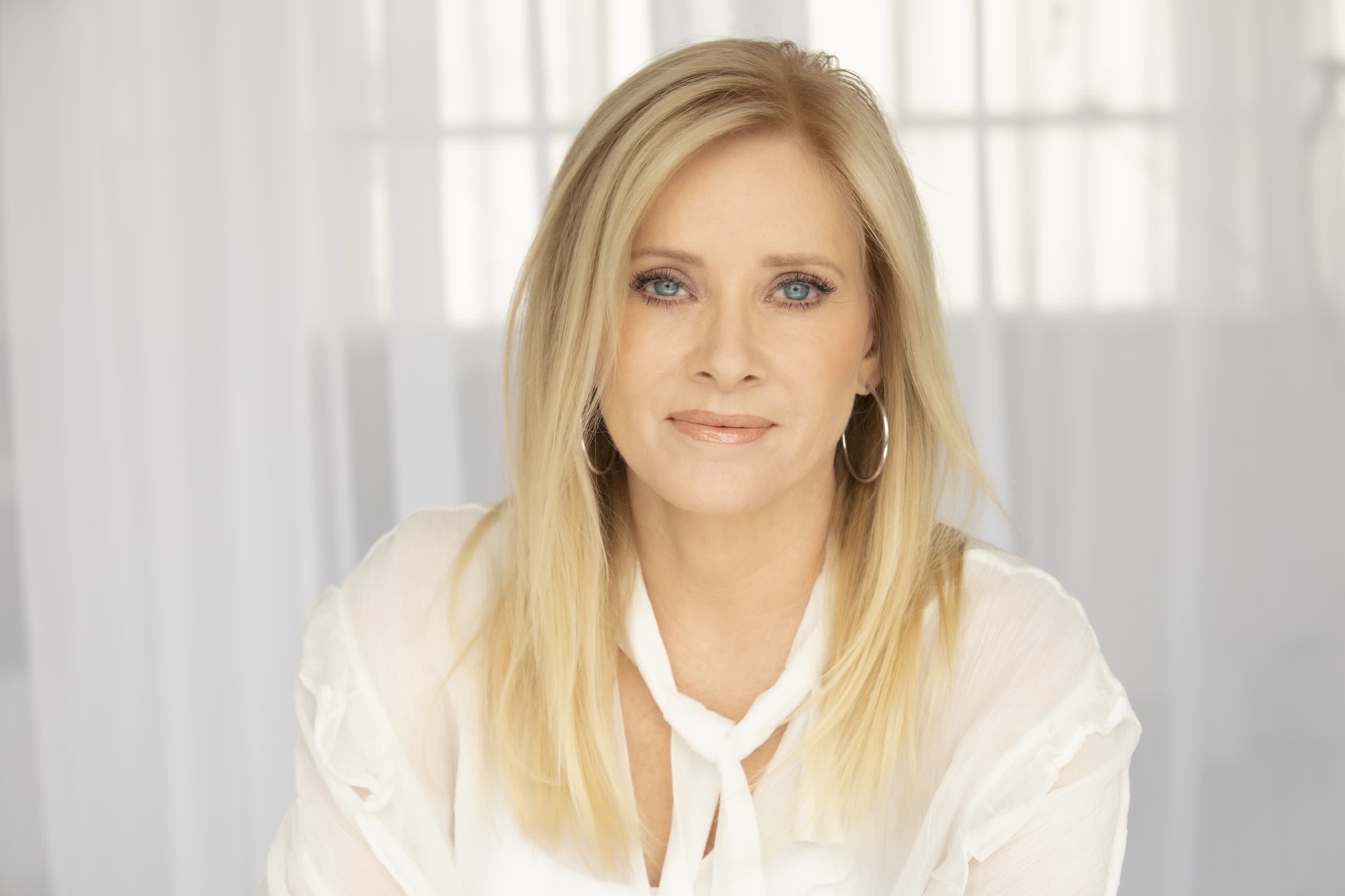 actor Barbara Crampton large photo