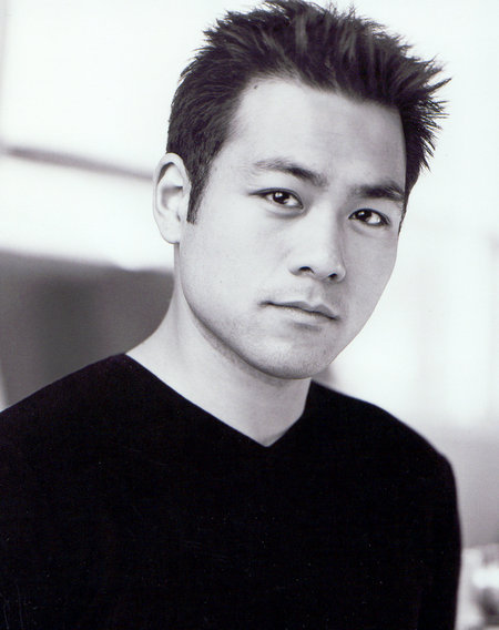 actor Mike Realba large photo