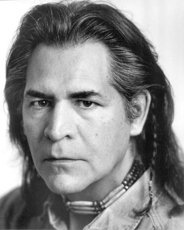 actor Eloy Casados large photo