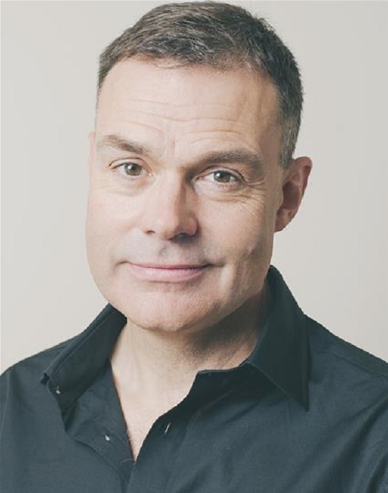 actor Neil Mullarkey large photo