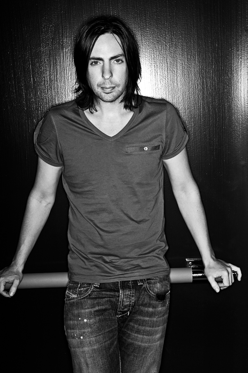 actor Brandon McGibbon large photo