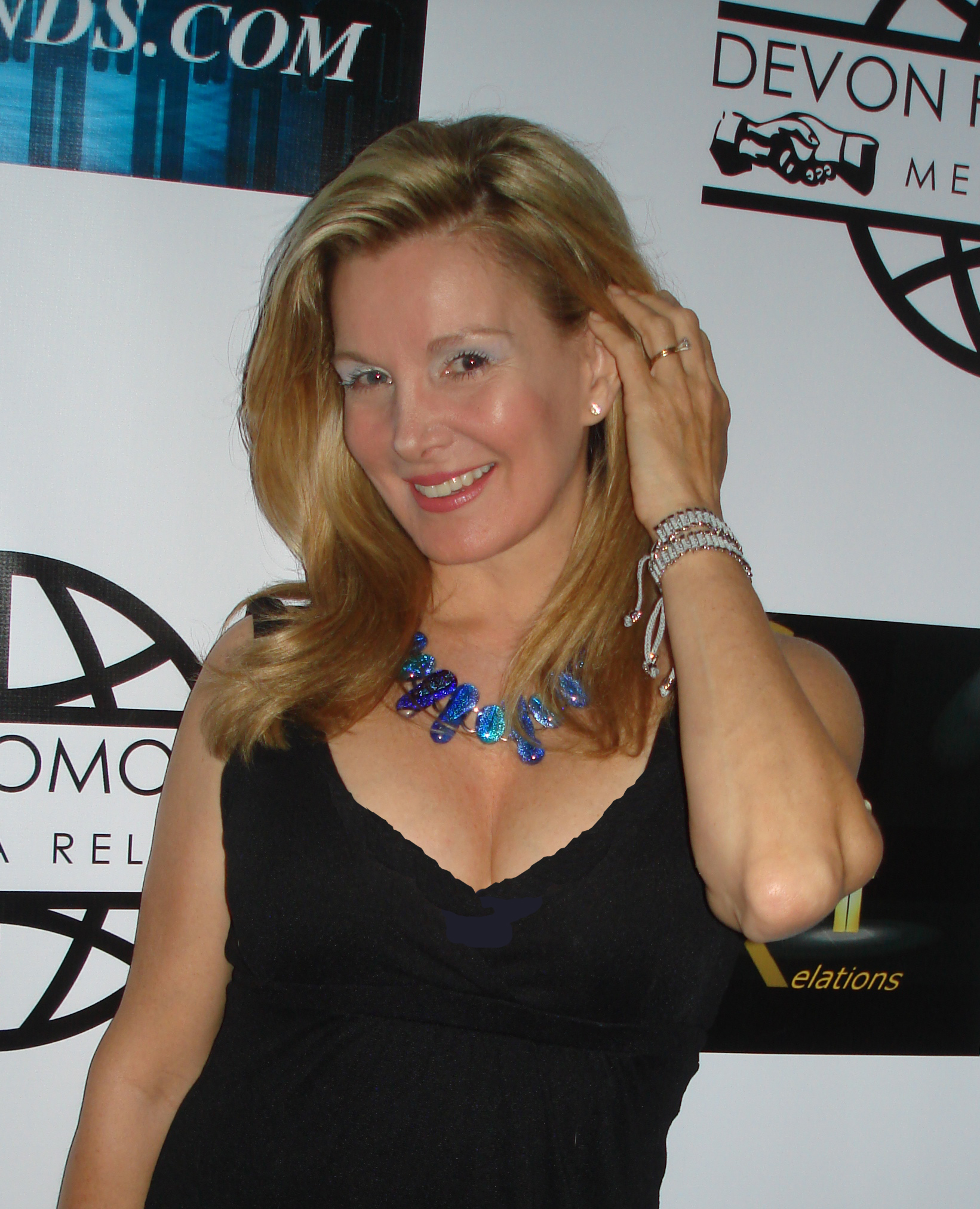 actor Megan Blake large photo