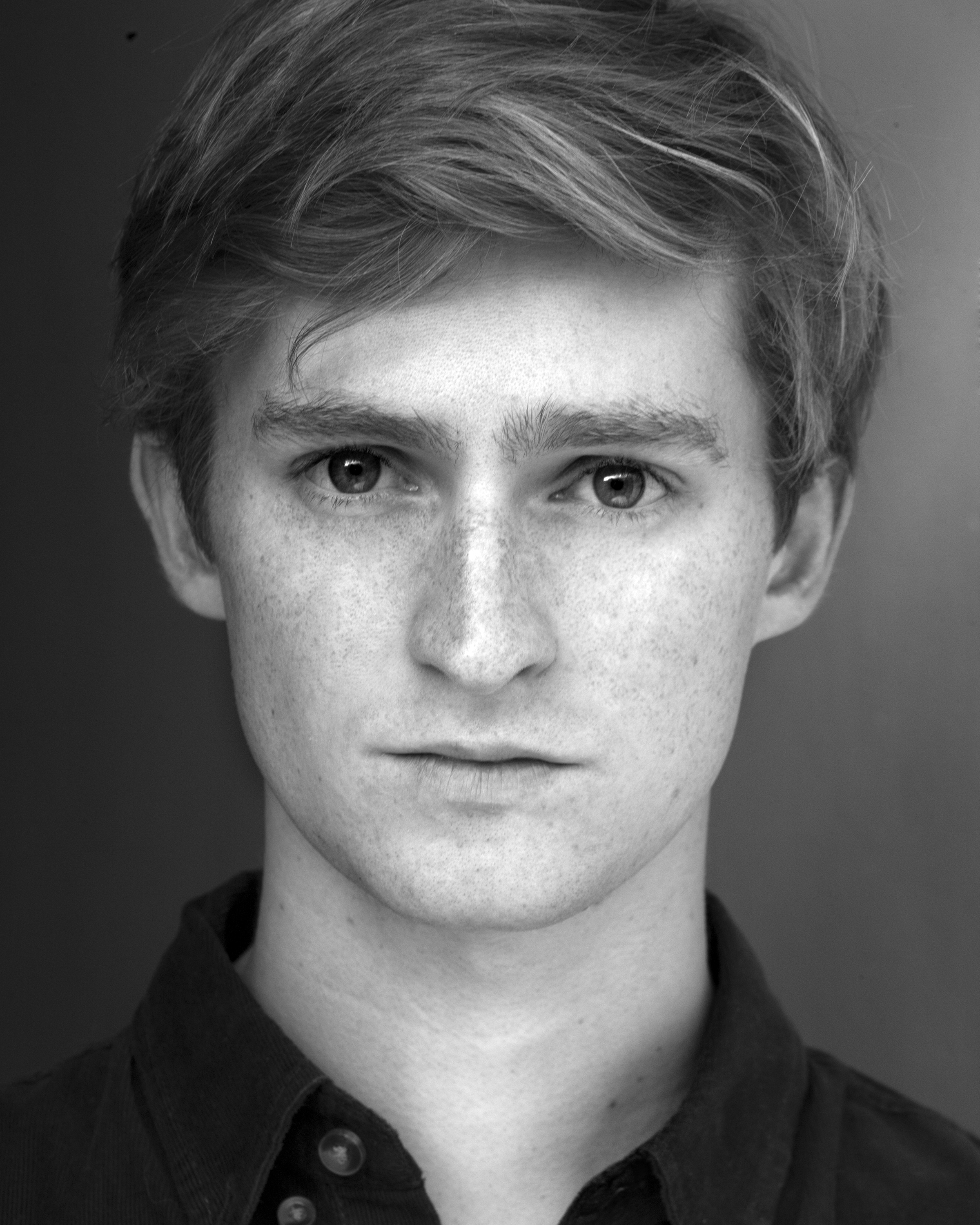 actor Laurence Belcher large photo