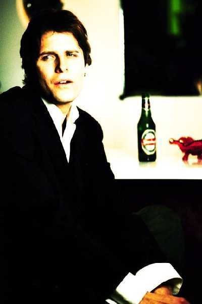 actor Bruce James large photo