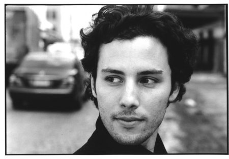 actor Evan Ferrante large photo