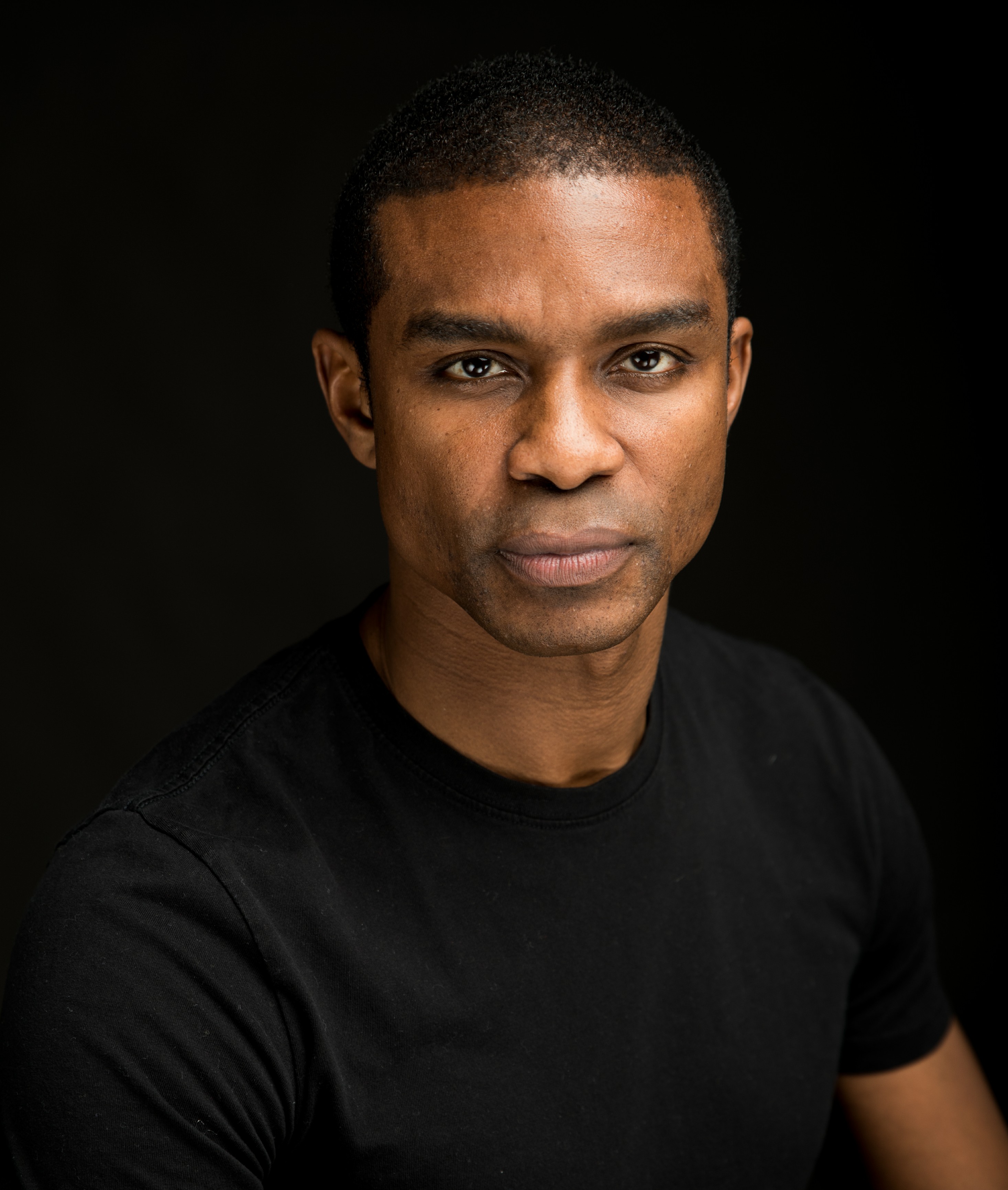 actor Michael Brown large photo