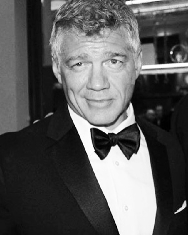 actor Matthew Glave large photo