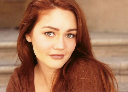 actor Toni Wynne large photo