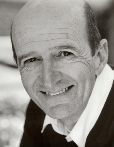 actor Garry McDonald large photo