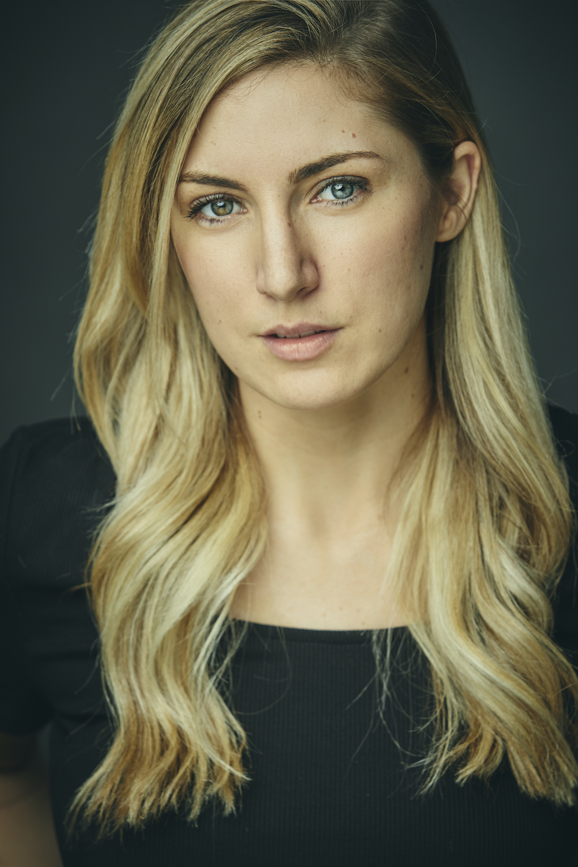 actor Viveka Rytzner large photo