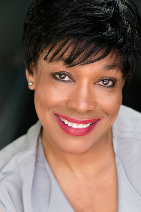 actor Avis-Marie Barnes large photo