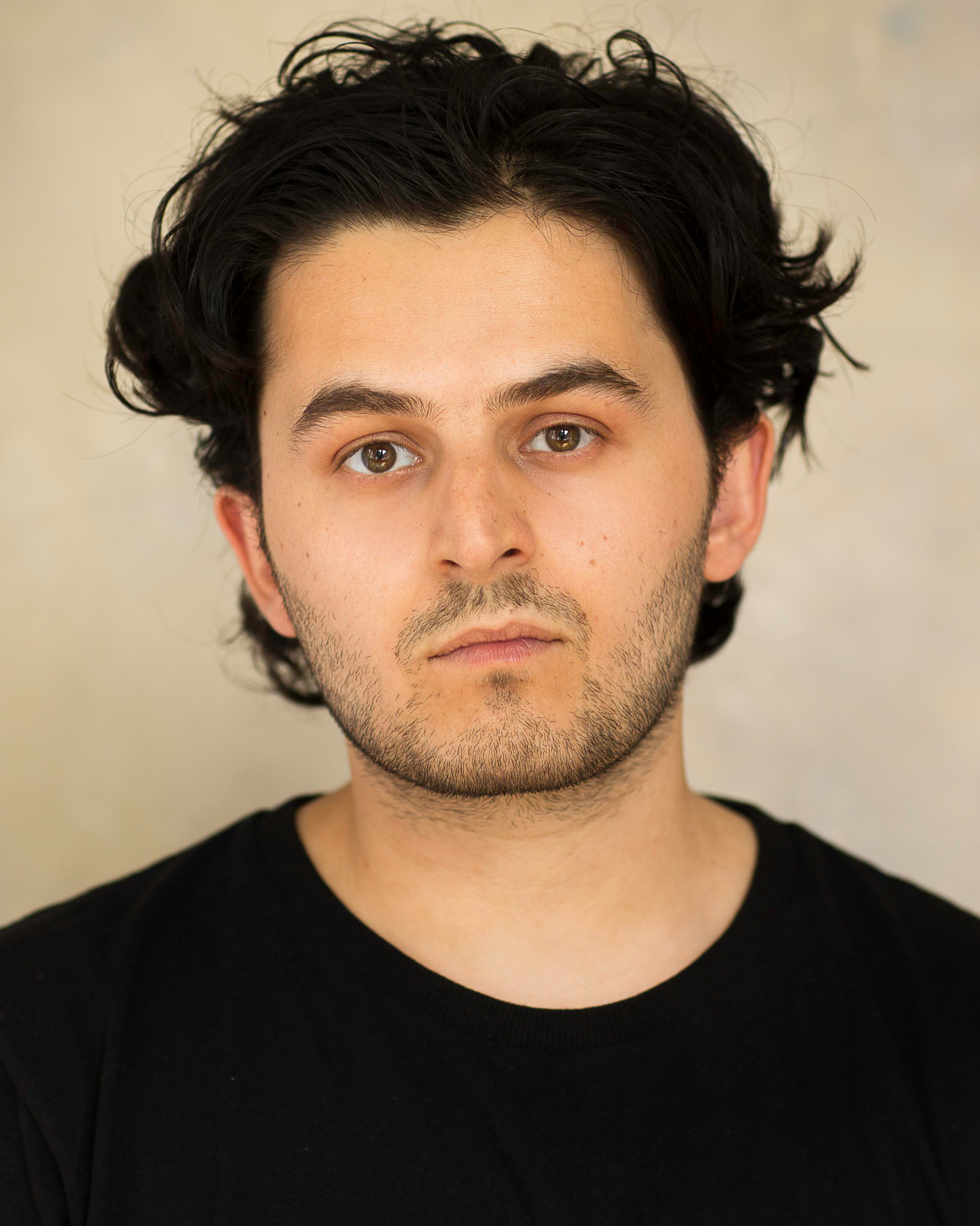 actor Elham Ehsas large photo