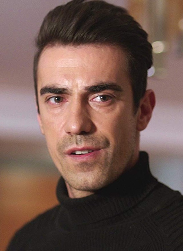 actor Ibrahim Celikkol large photo