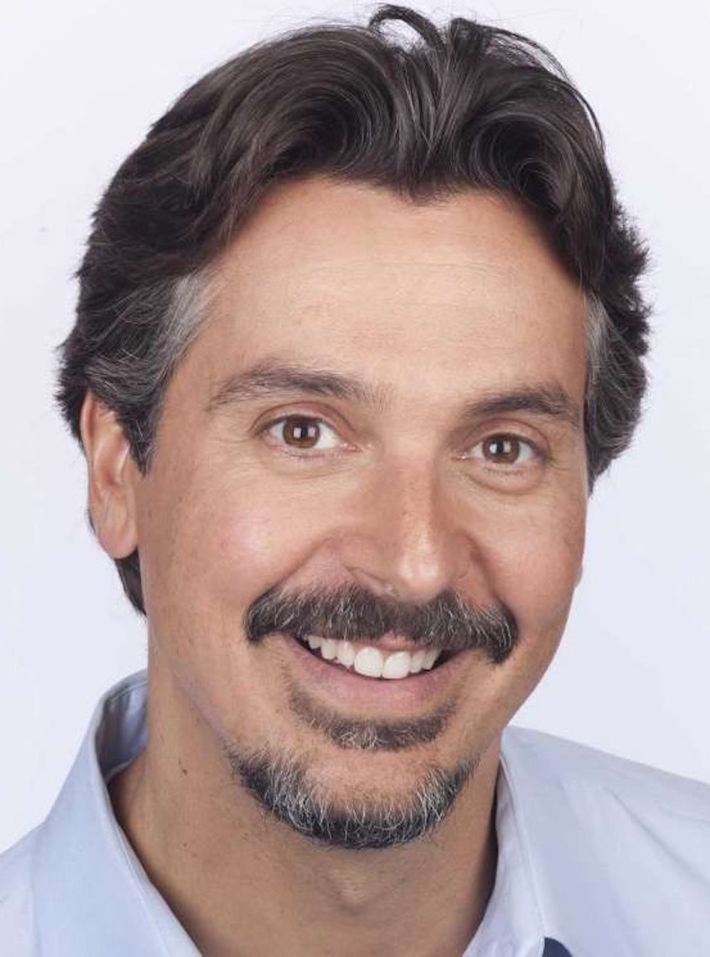 actor Matthew Porretta large photo