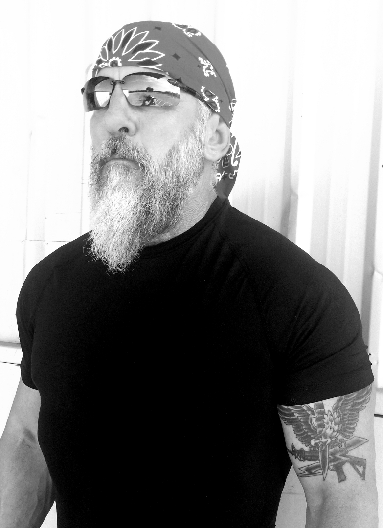 actor Scott McElroy large photo