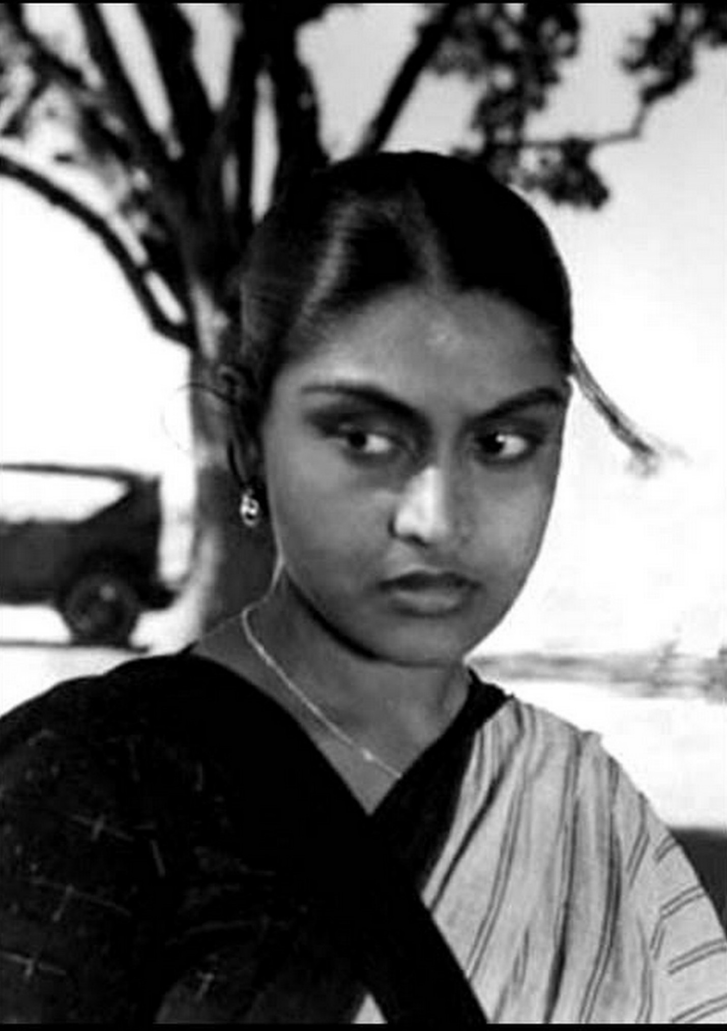 actor Ruma Guha Thakurta large photo