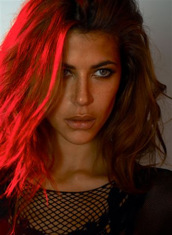 actor Karima McAdams large photo