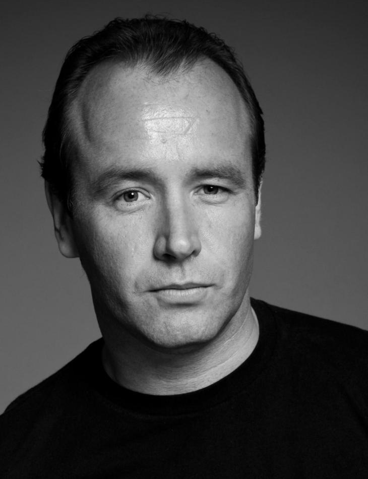 actor Mike Kelly large photo