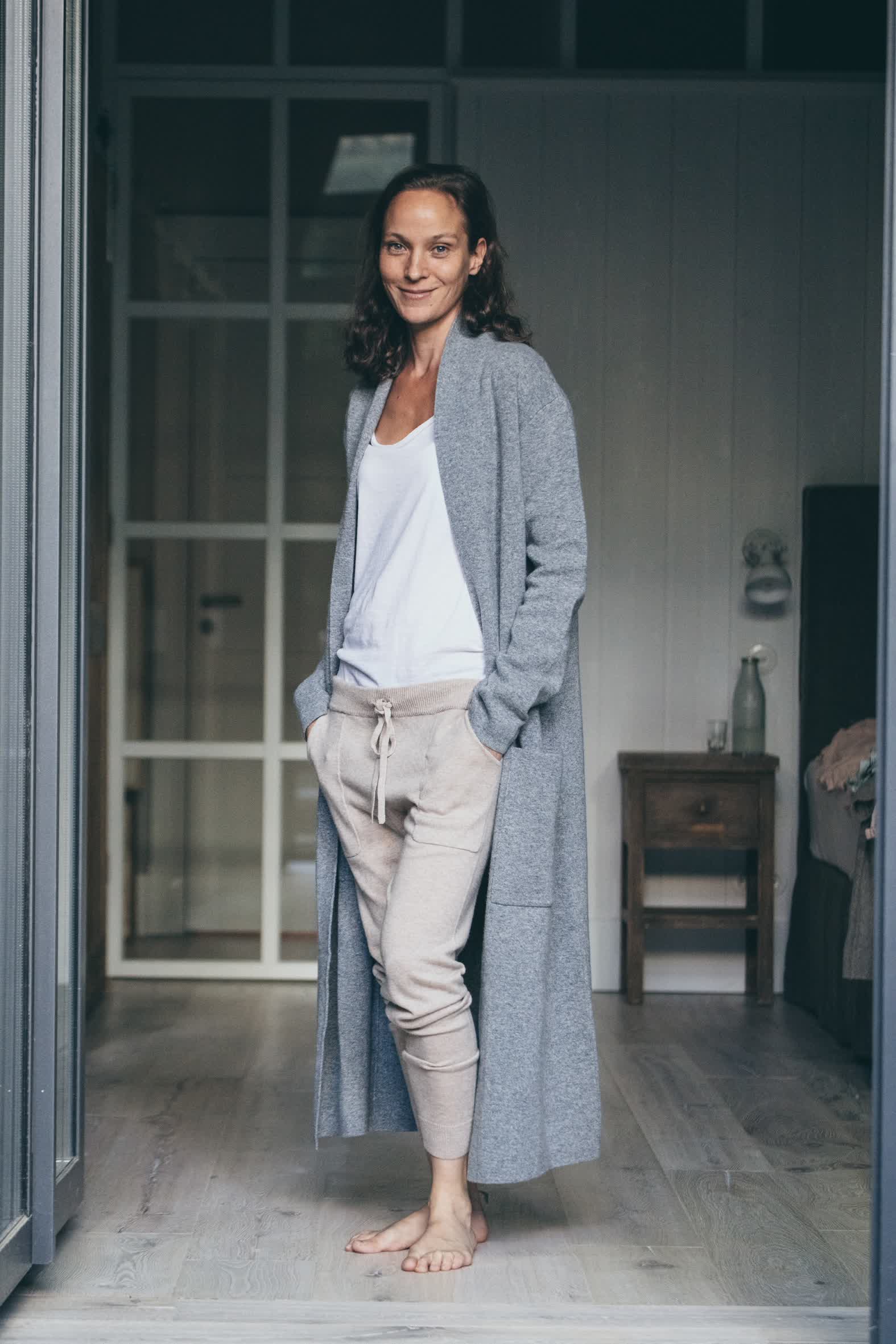 actor Jeanette Hain large photo