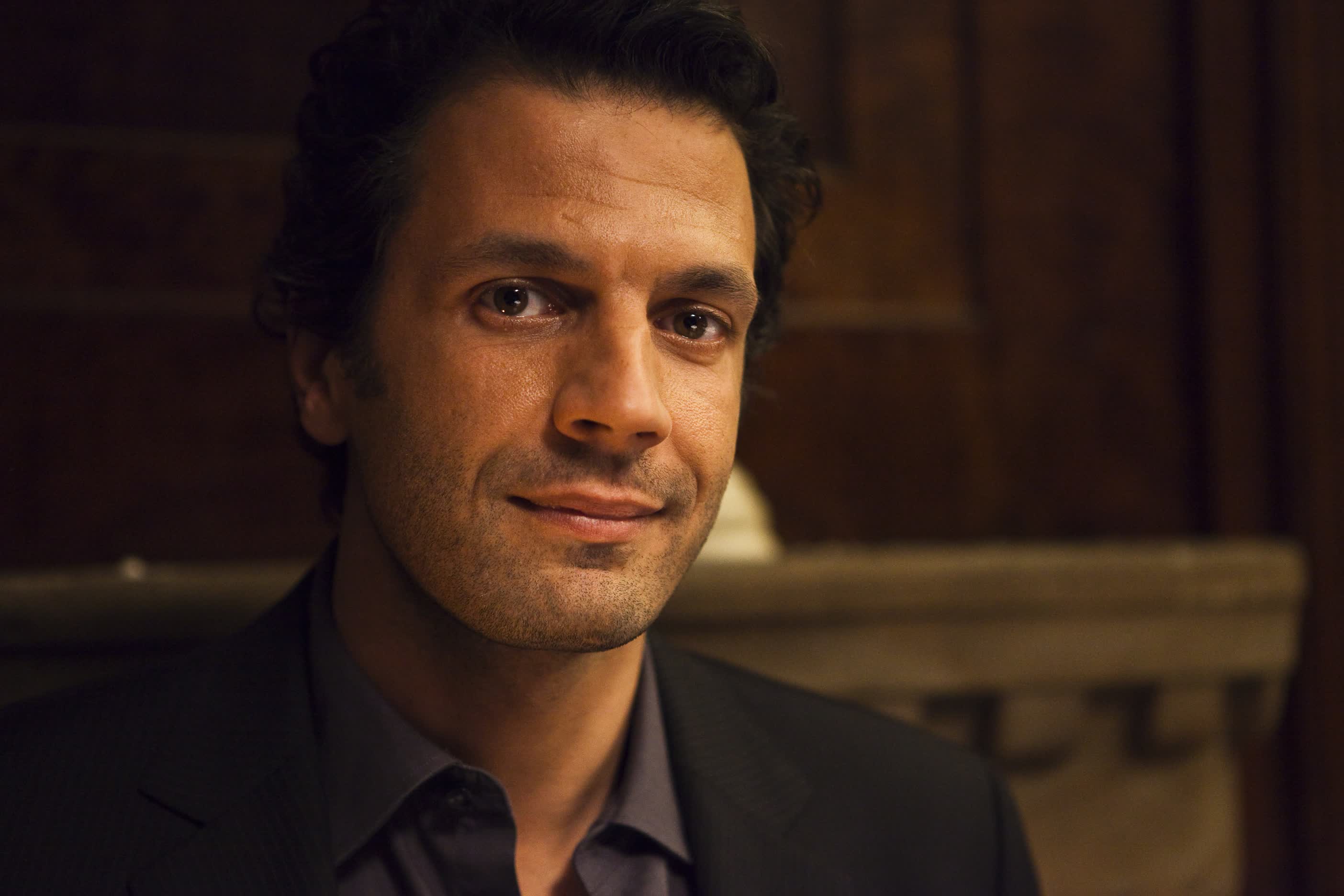 actor Mehdi Nebbou large photo