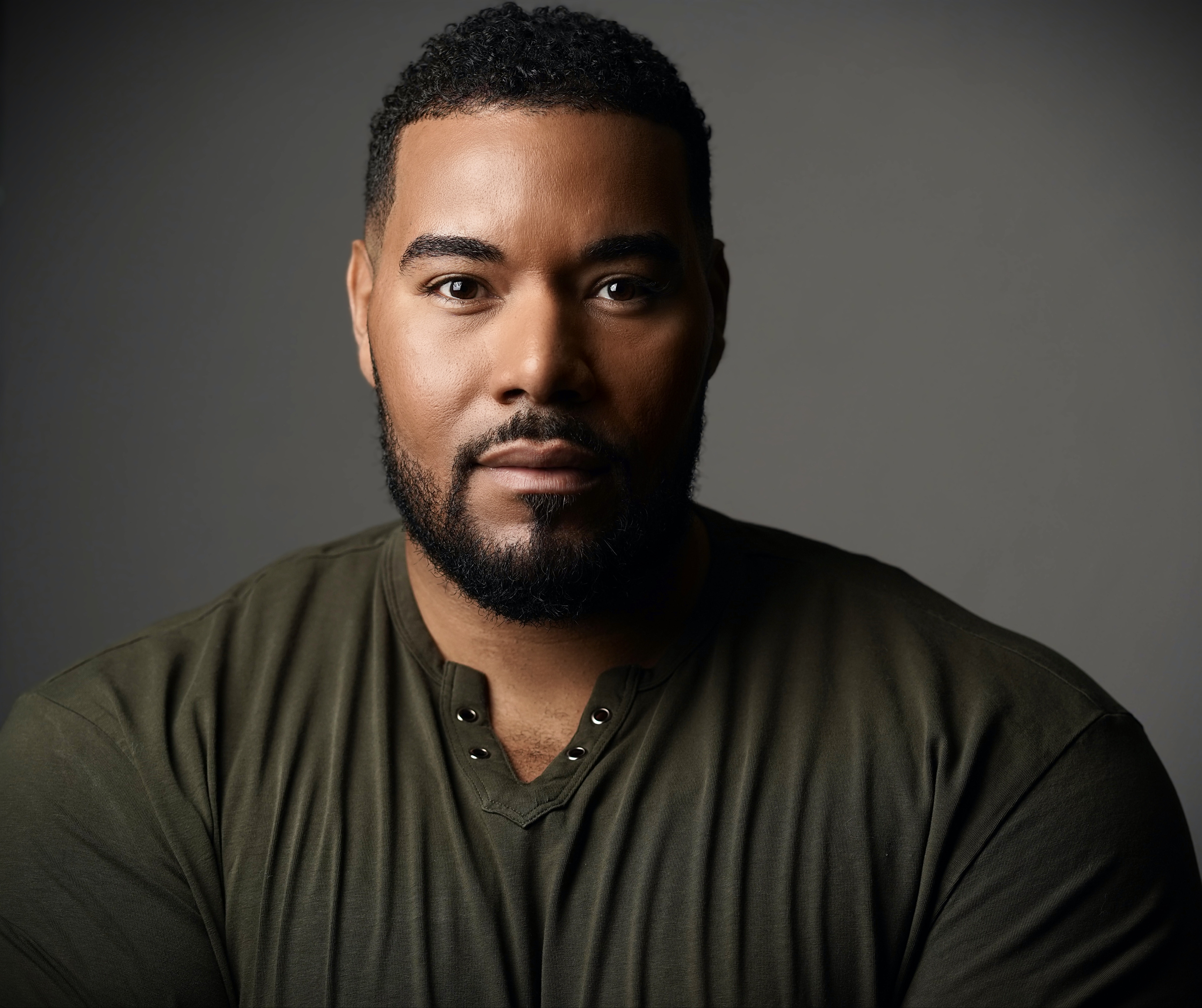 actor Dominic L. Santana large photo