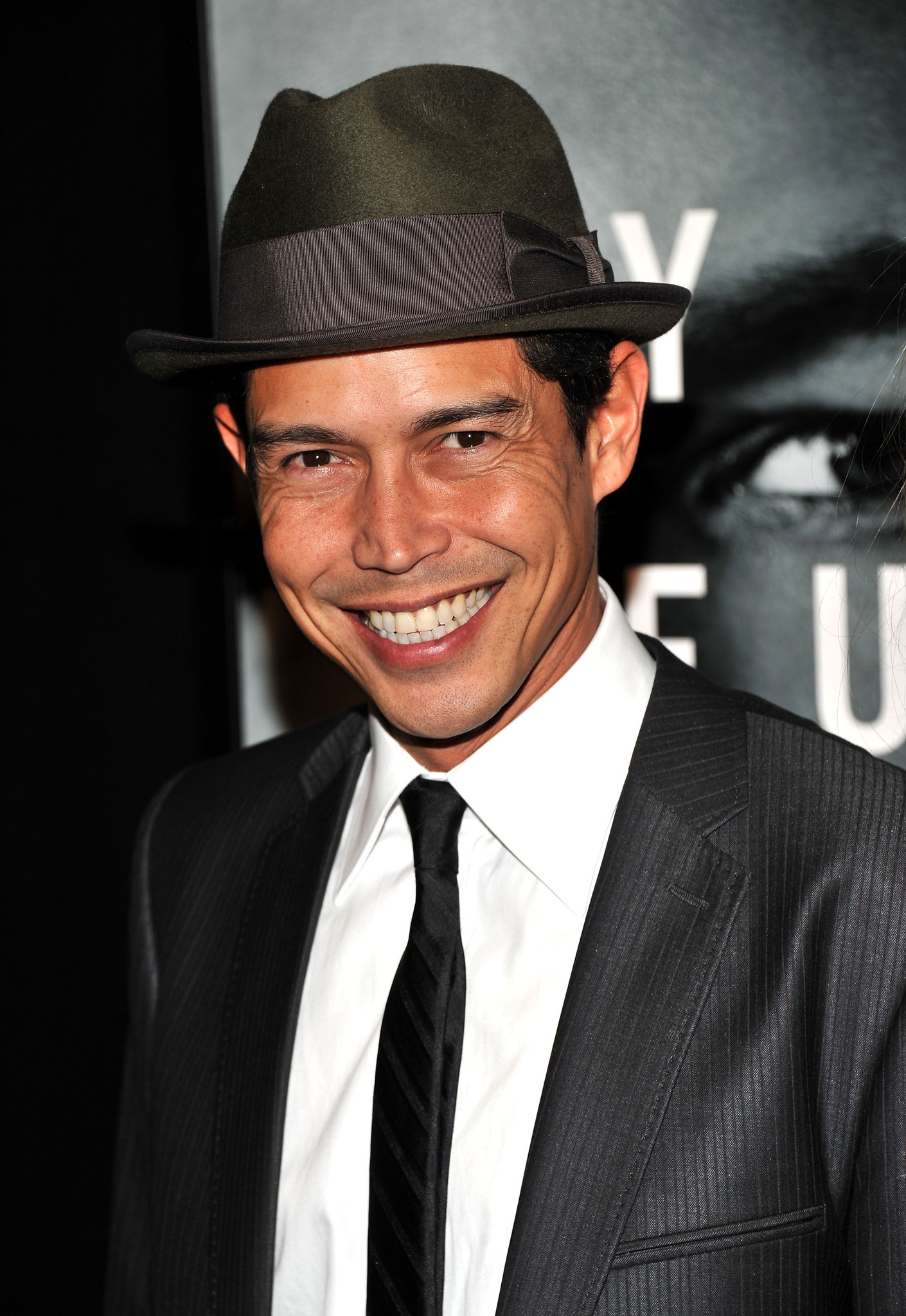 actor Anthony Ruivivar large photo