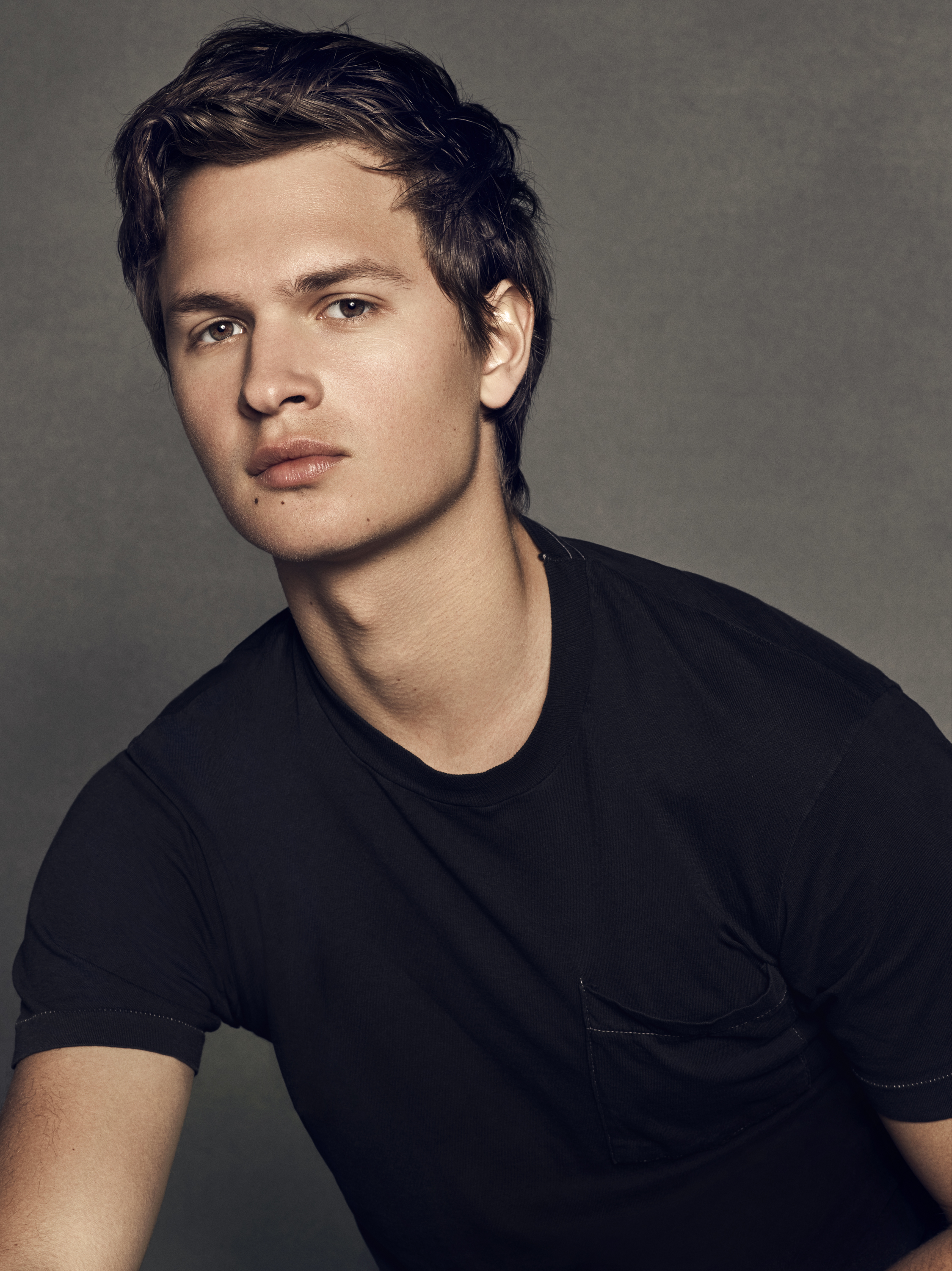 actor Ansel Elgort large photo