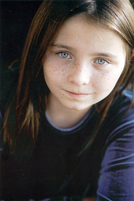 actor Carlie Westerman large photo