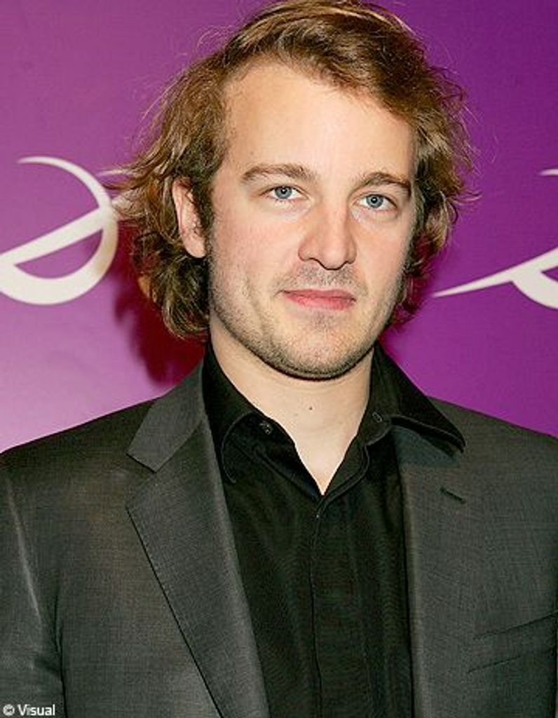 actor Jocelyn Quivrin large photo