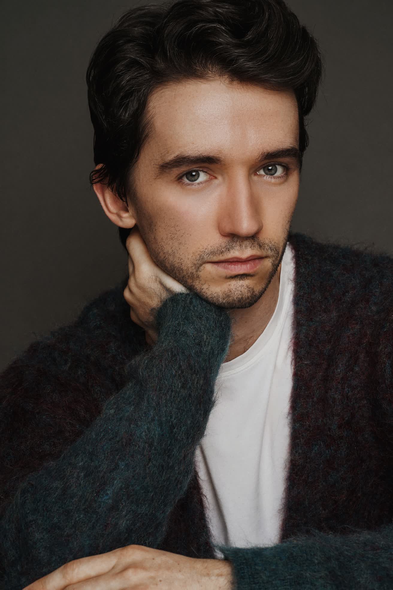 actor Liam Aiken large photo