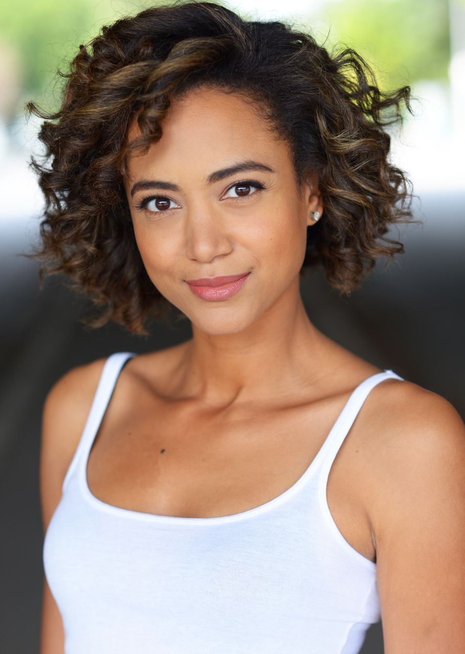 actor Trian Long Smith large photo