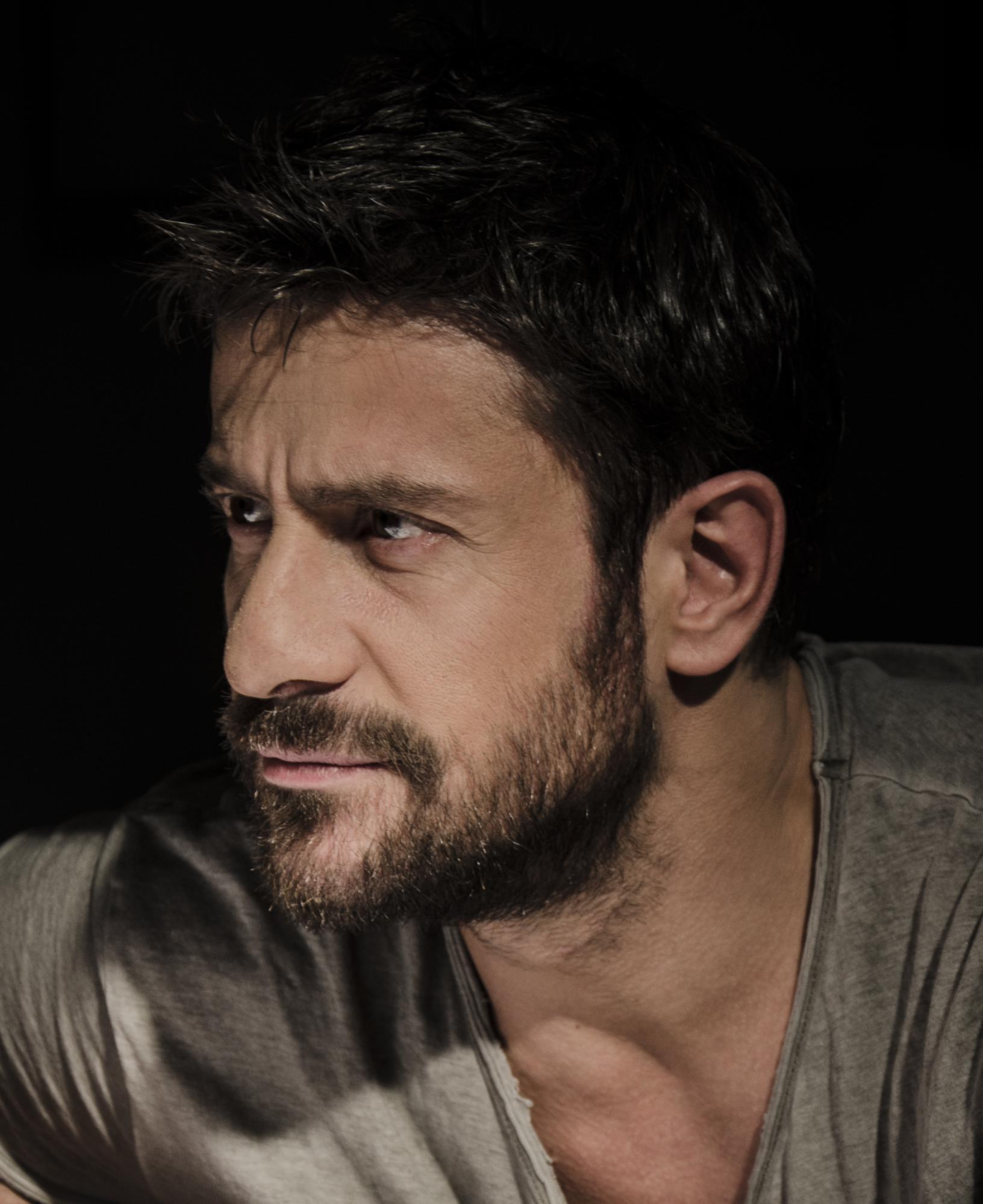 actor Alexis Georgoulis large photo