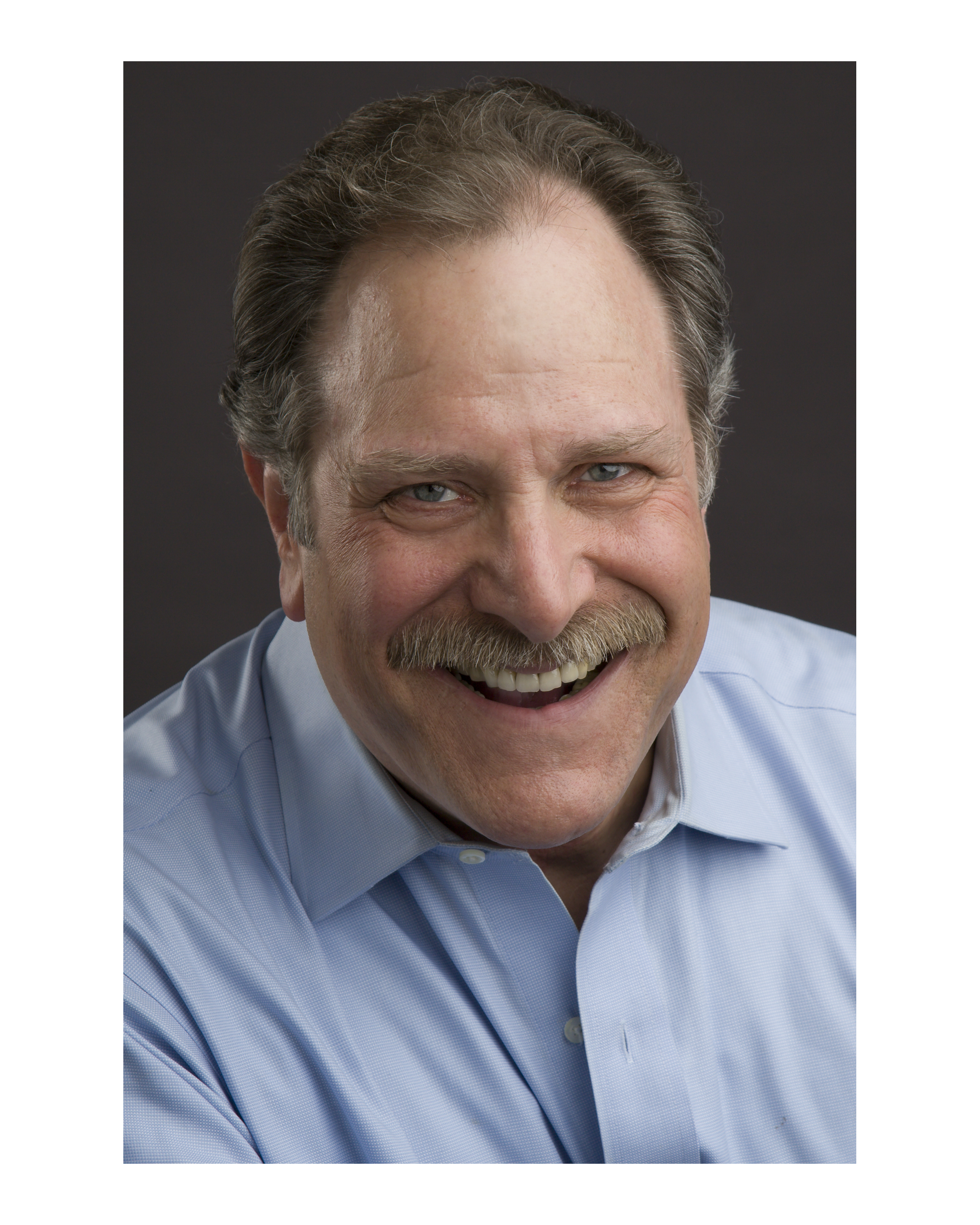 actor Bob Ari large photo