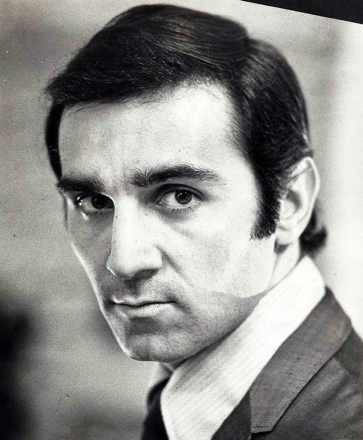 actor Tony Lo Bianco large photo