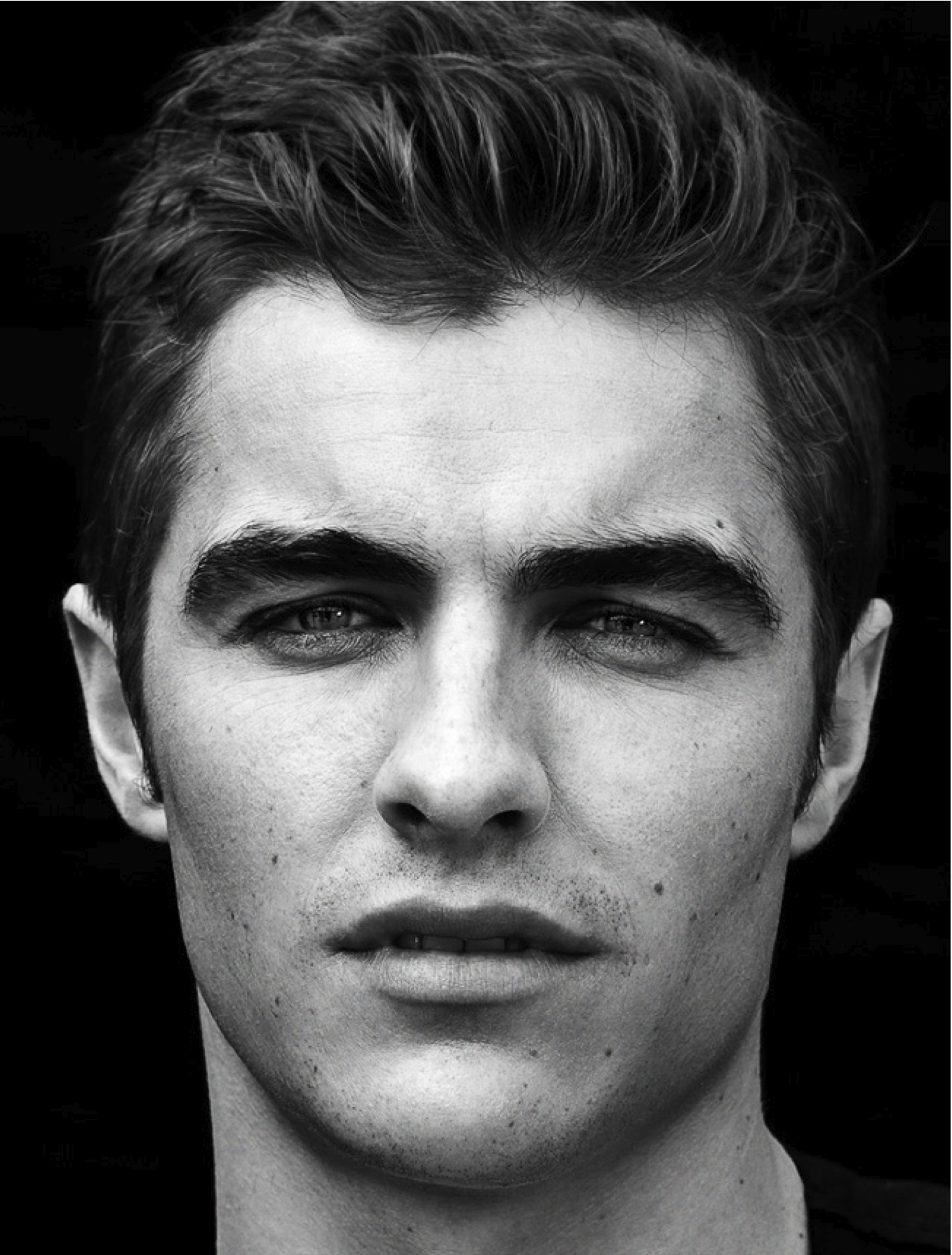 actor Dave Franco large photo