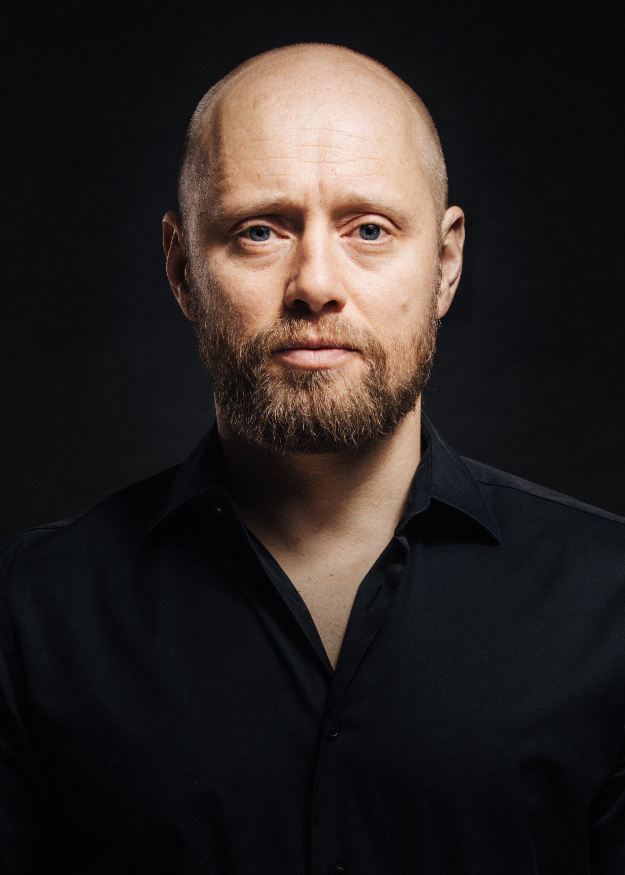 actor Aksel Hennie large photo