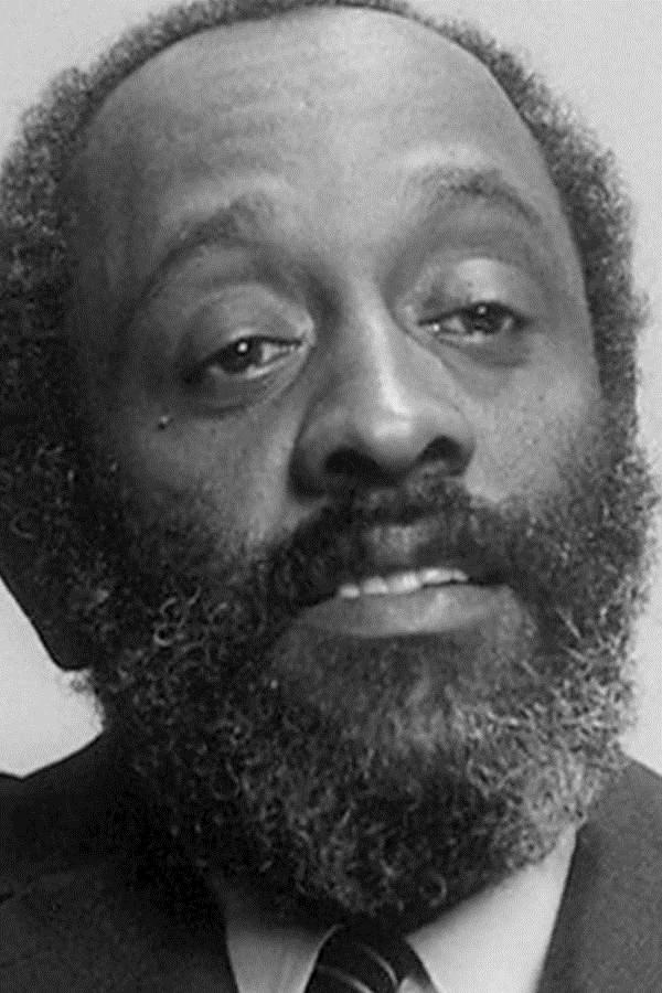 actor Arnold Johnson large photo