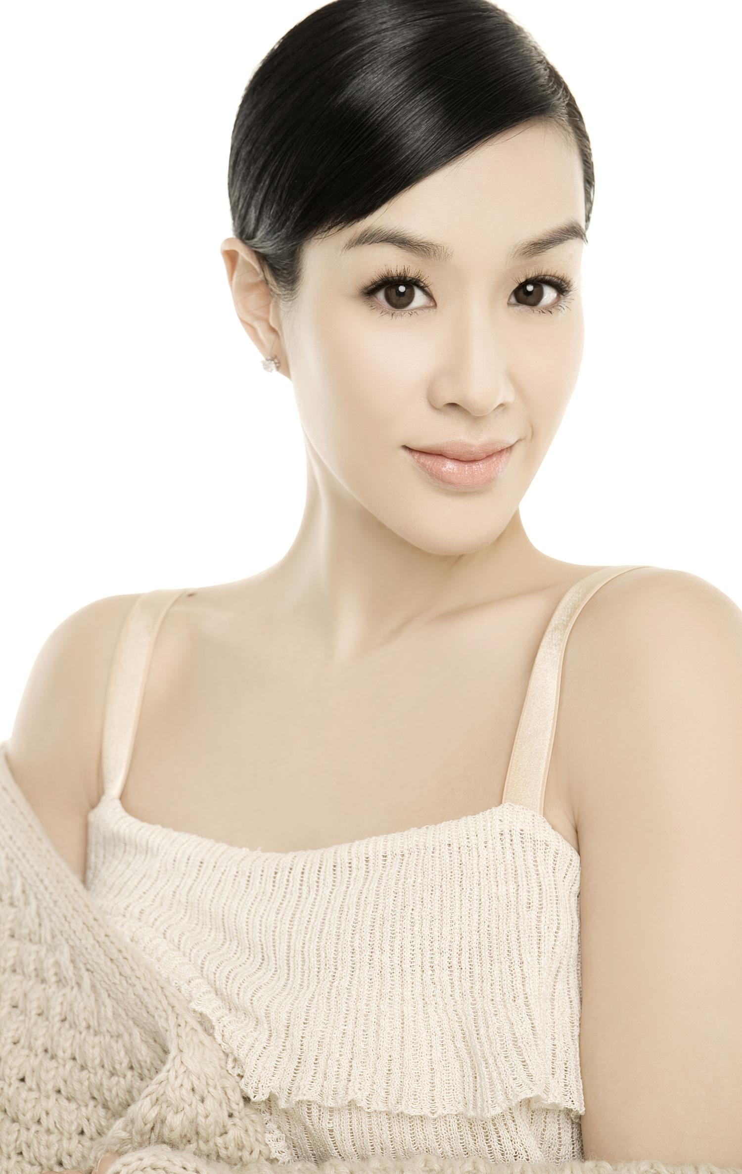 actor Christy Chung large photo