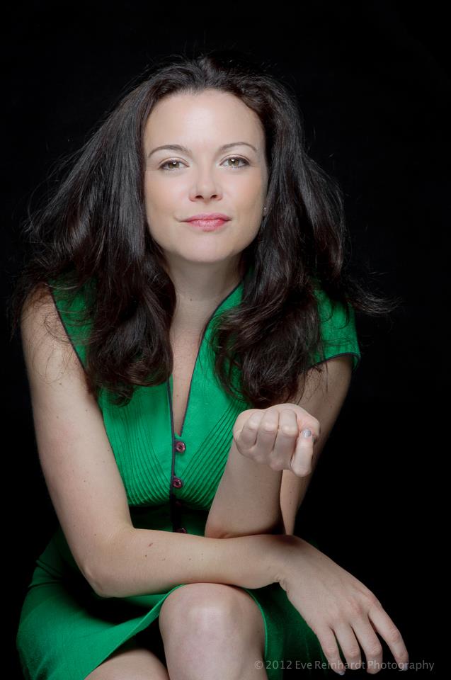 actor Mary Kate Schellhardt large photo