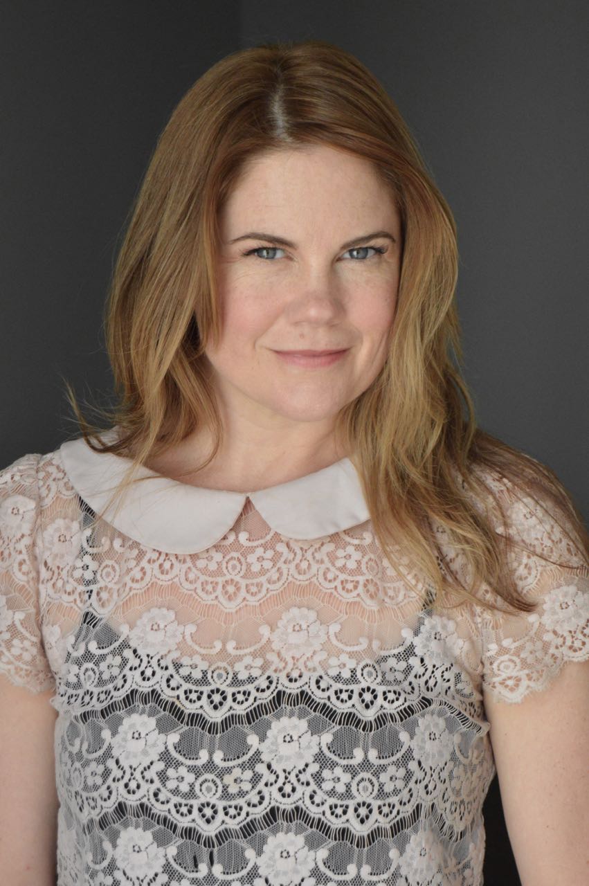 actor Jennifer Hall large photo