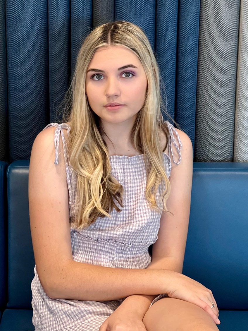 actor Gracie Whitton large photo