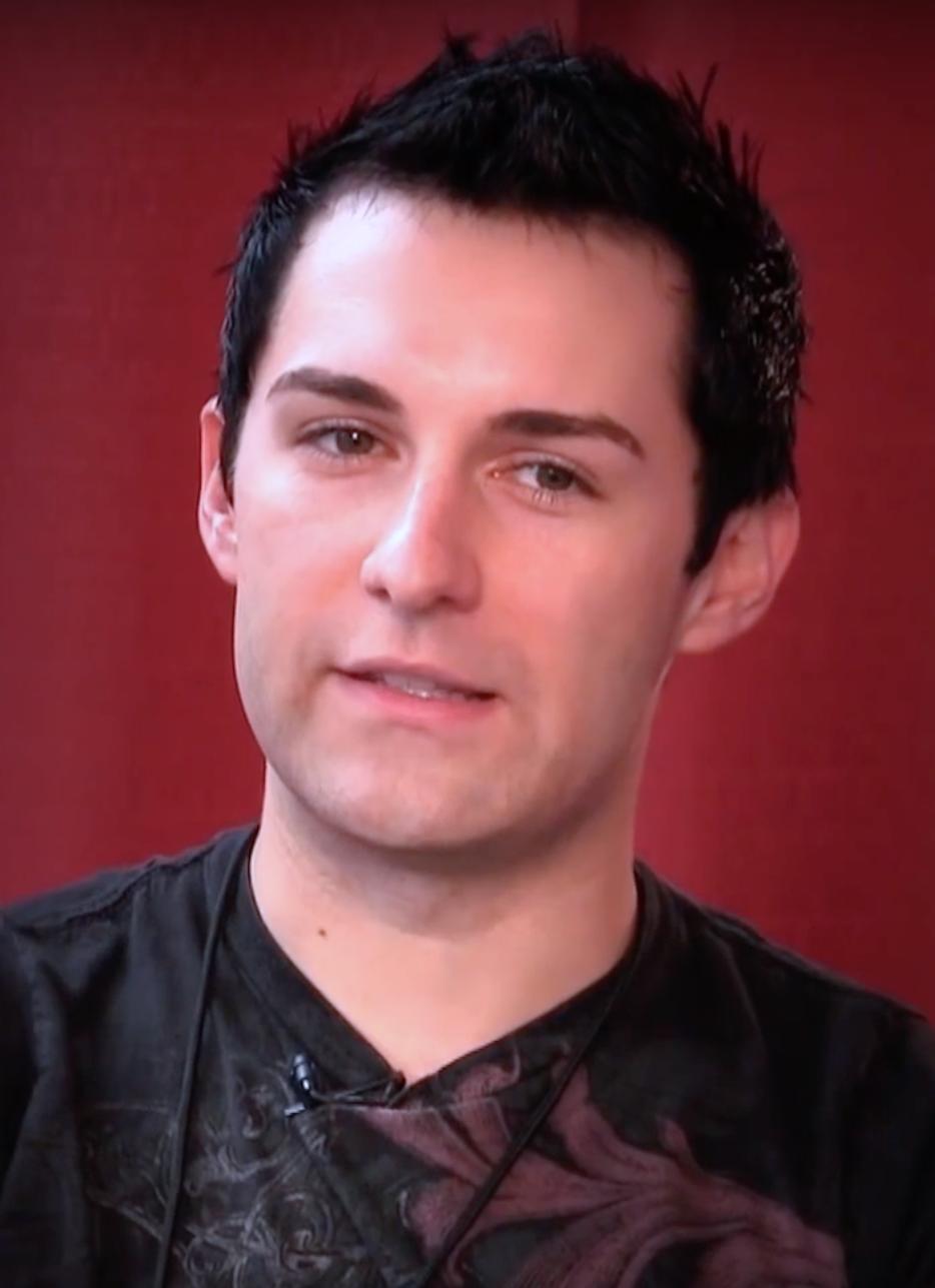 actor Miko Hughes large photo