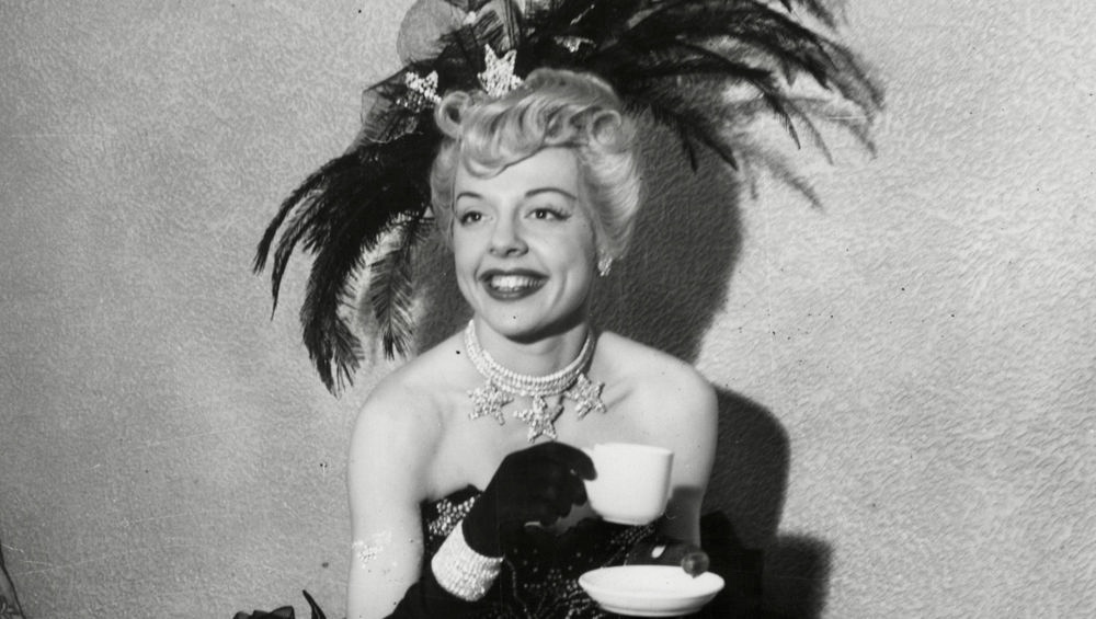 actor Barbara Perry large photo